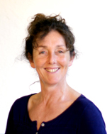 Annette Brammertz, Massage bei Muskelverspannungen, Muskelschmerzen, Verspannungen des Rückens, Rückenschmerzen, Nackenschmerzen, Schulterprobleme, Schultersteifheit, Nackenprobleme, Nackensteifheit, Hexenschuss, Skoliose, ISG-Blockierung, Hüftschermzen, Spannungskopfschmerz, Migräne, Beckenschiefstand, Schleudertrauma, Gelenkschmerzen, Verstauchung, Schwindel, Arthrose, Tinntitus, Wirbelfehlstellungen, Hexenschuss, Knieschmerzen, Ischias.