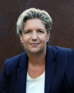 Marlene Scheid, Logopädin ausTrier, behandelt mit Sanjo, Logopädie in Verbindung mit Sanjo, Sprach-, Sprech-, Stimm- und Schlucktherapie, LSVT®. Massage bei Muskelverspannungen, Muskelschmerzen, Verspannungen des Rückens, Rückenschmerzen, Nackenschmerzen, Schulterprobleme, Schultersteifheit, Nackenprobleme, Nackensteifheit, Hexenschuss, Skoliose, ISG-Blockierung, Hüftschmerzen, Spannungskopfschmerz, Migräne, Beckenschiefstand, Schleudertrauma, Gelenkschmerzen, Verstauchung, Schwindel, Arthrose, Tinntitus, Wirbelfehlstellungen, Hexenschuss, Knieschmerzen, Ischias.